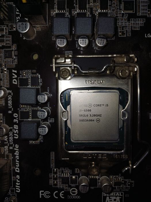 Sprzedam płytę główną z procesorem