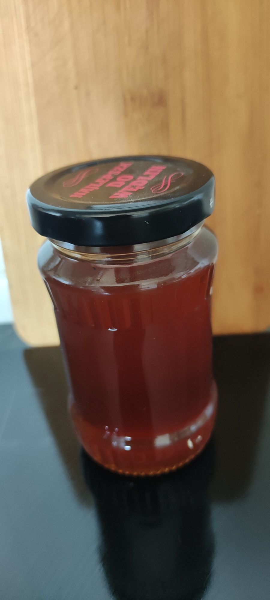 Świeży syrop z mniszka