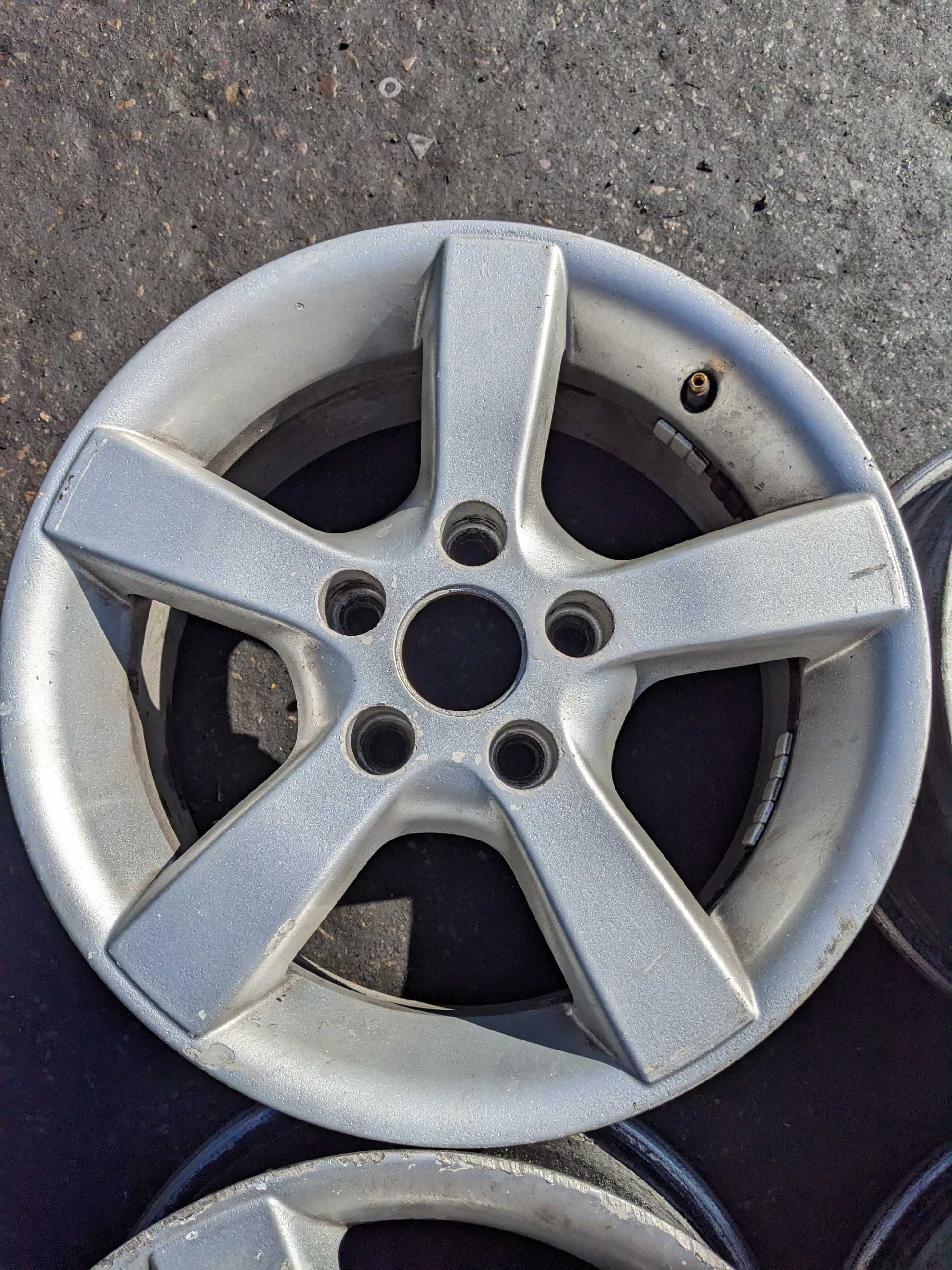 Felgi Aluminiowe Alu Alufelgi 5x110 15' 7J ET 38 Opel Saab