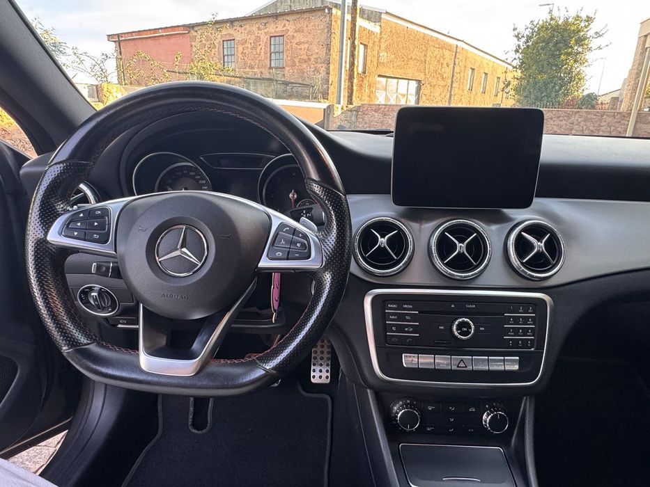 Mercedes-Benz CLA 200d AMG Line