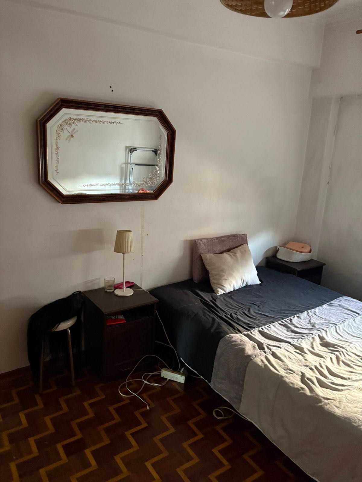 Quarto para alugar em ambiente familiar
