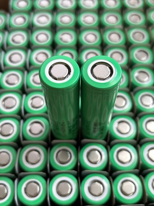 Нові 2500-2700мAh Високотокові Samsung 25R для інструменту  18650