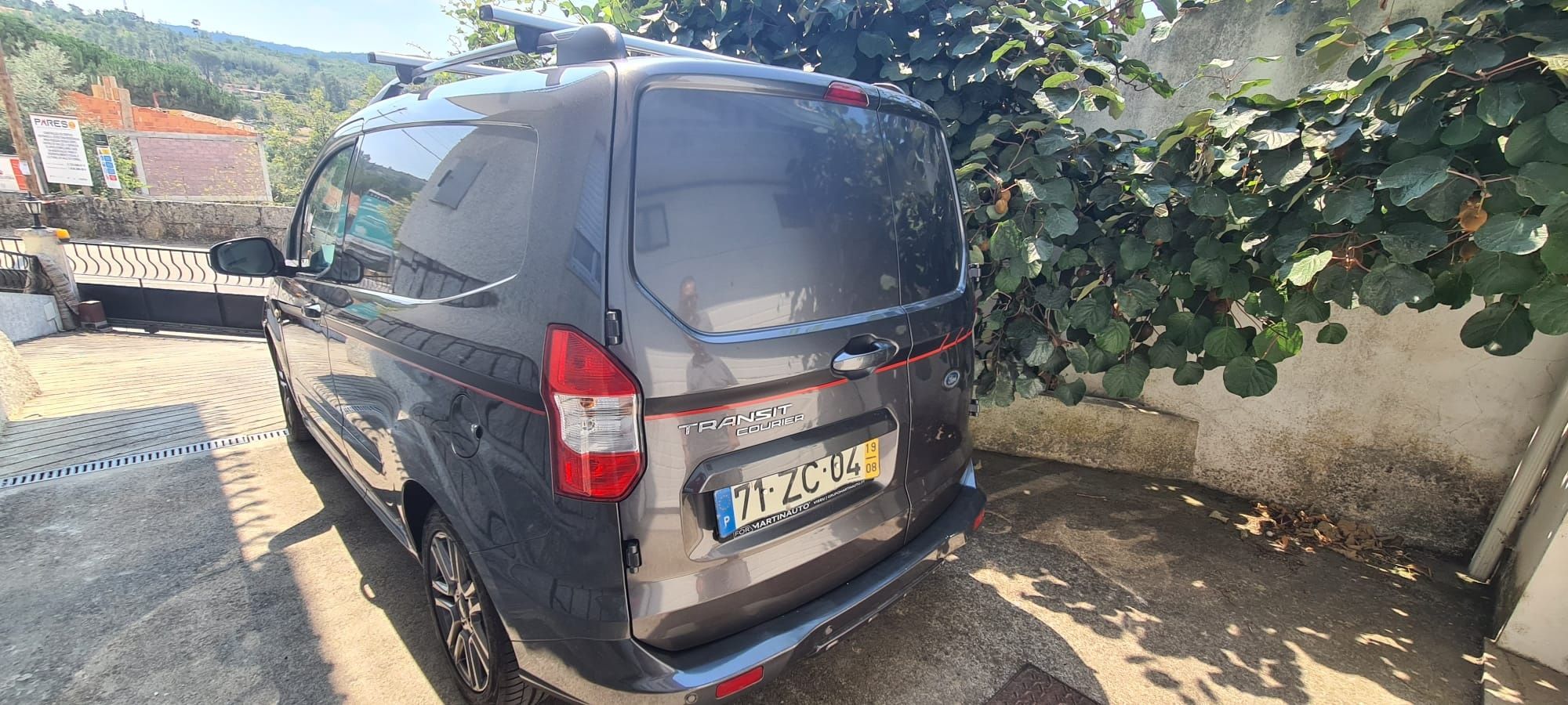Ford transit courrier 1.5 100cv