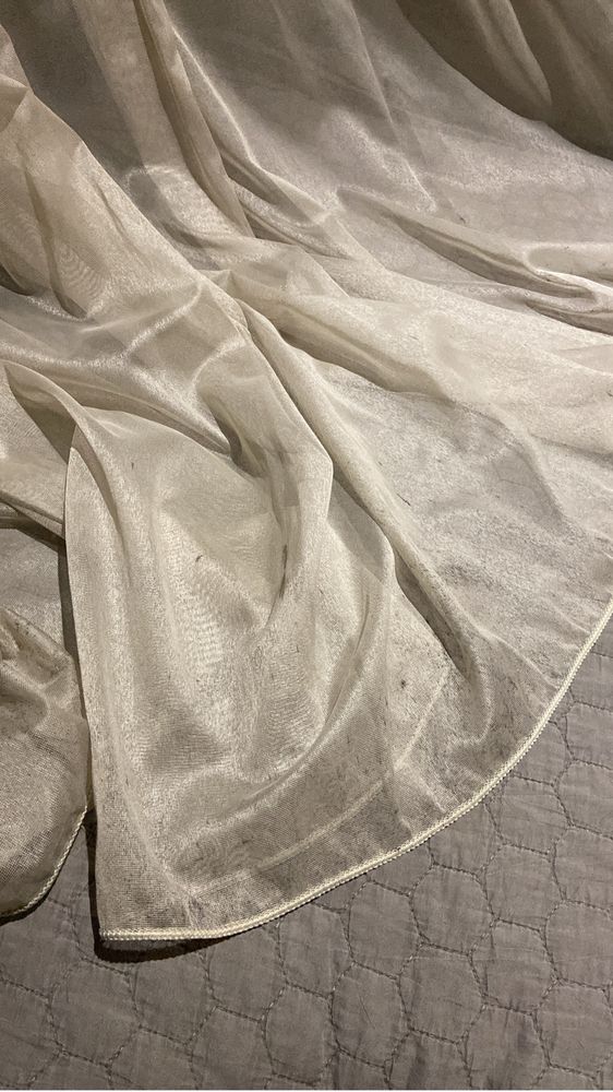 Cortinados cinza claro