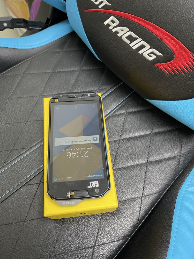 Telemovel cat s60