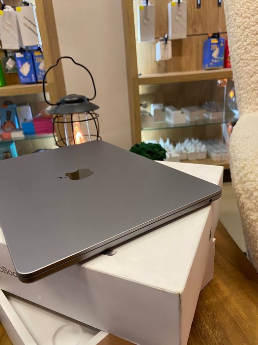 Ноутбук Apple MacBook Air 13" M3 16/512GB Space Gray (MXCR3) 2024