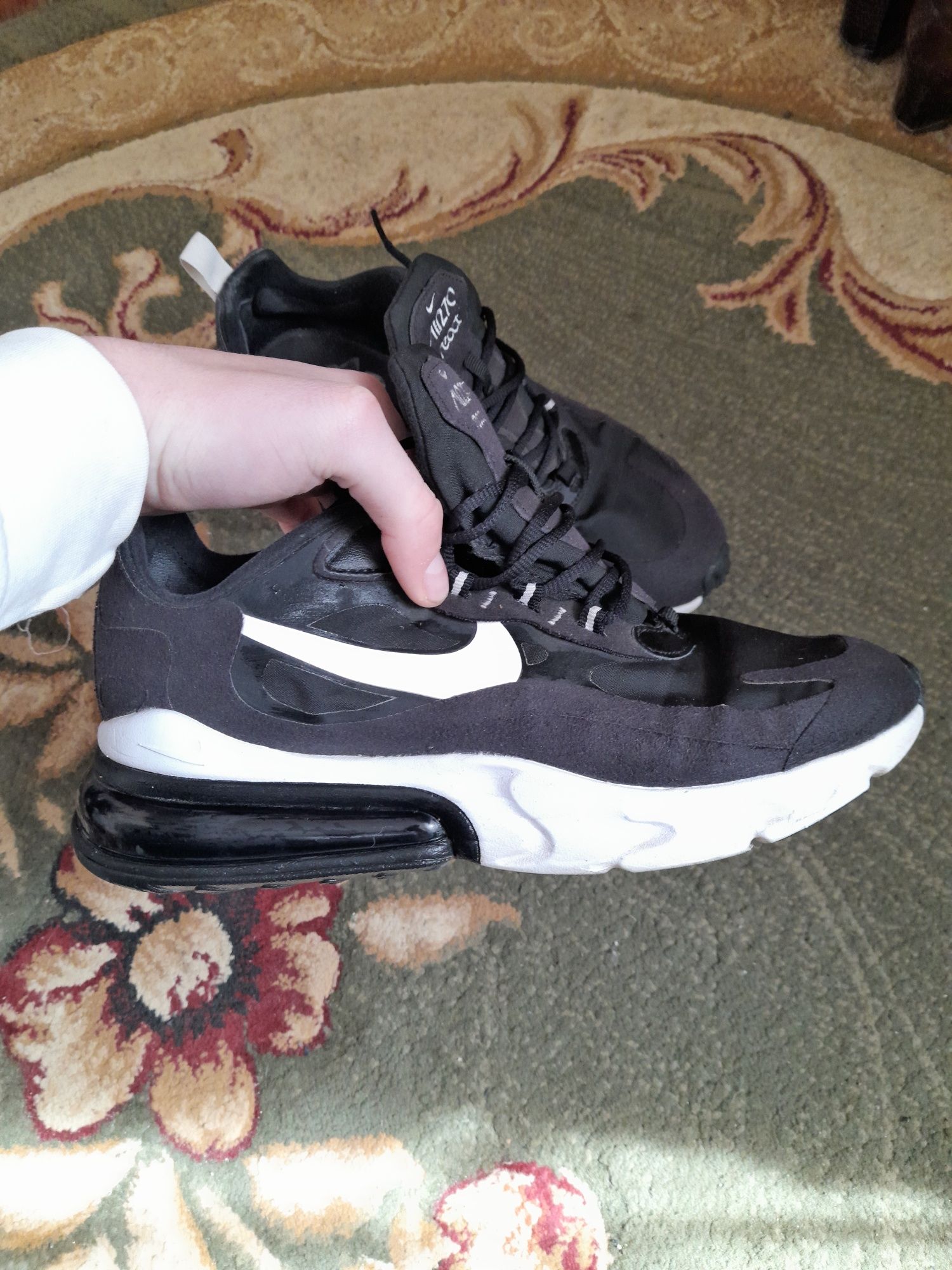 Продам кросівки Nike air max