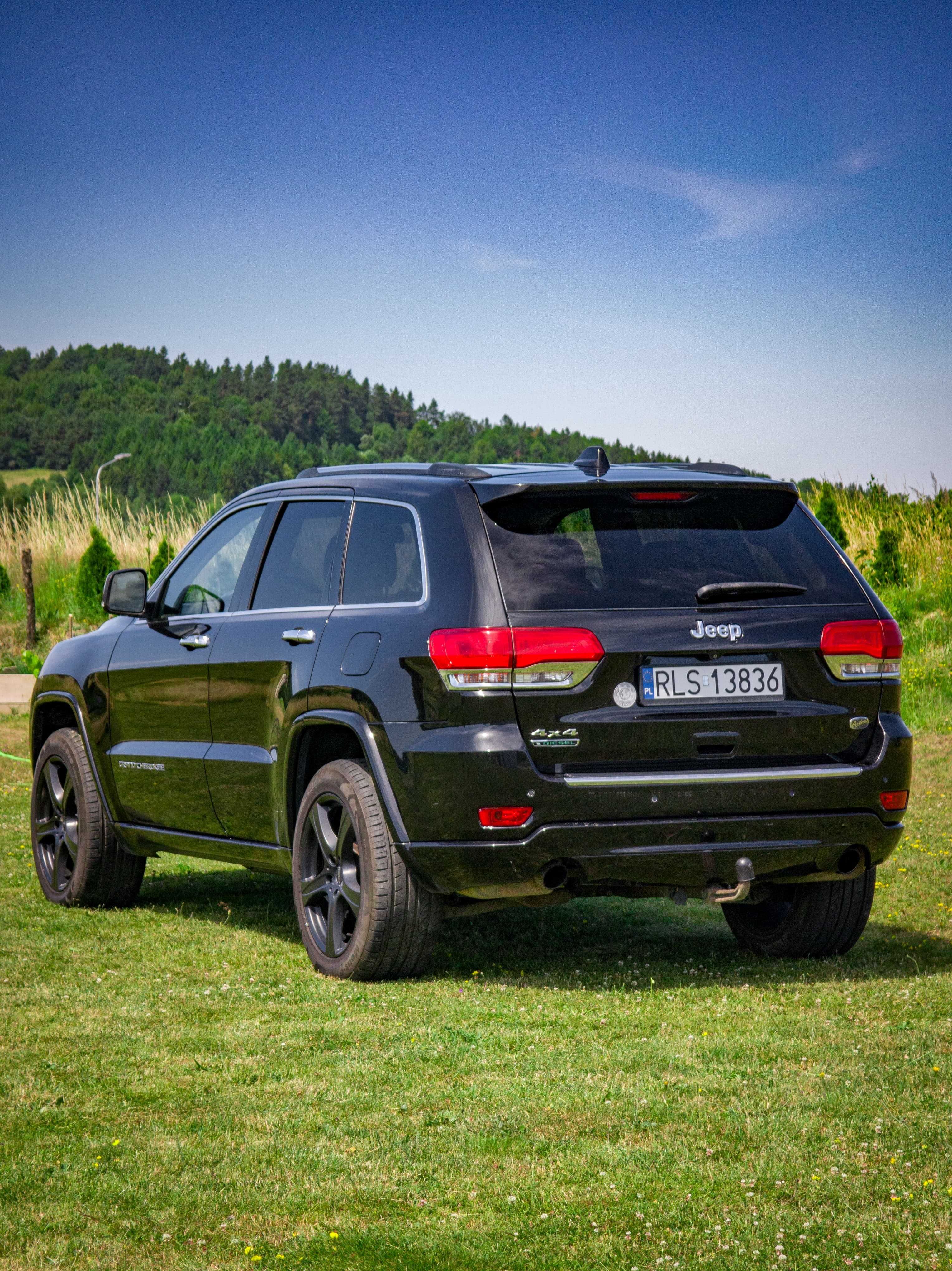 Jeep Grand Cherokee 3.0CRD Overland 2015r293KMBogate wyposażenie106tys