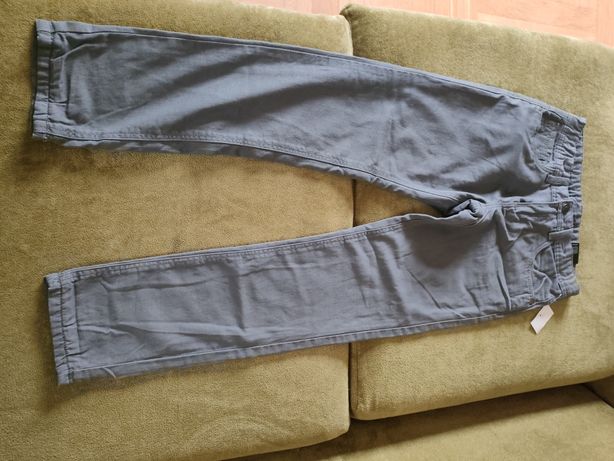Spodnie bawełniane ocieplane rozmiar 140