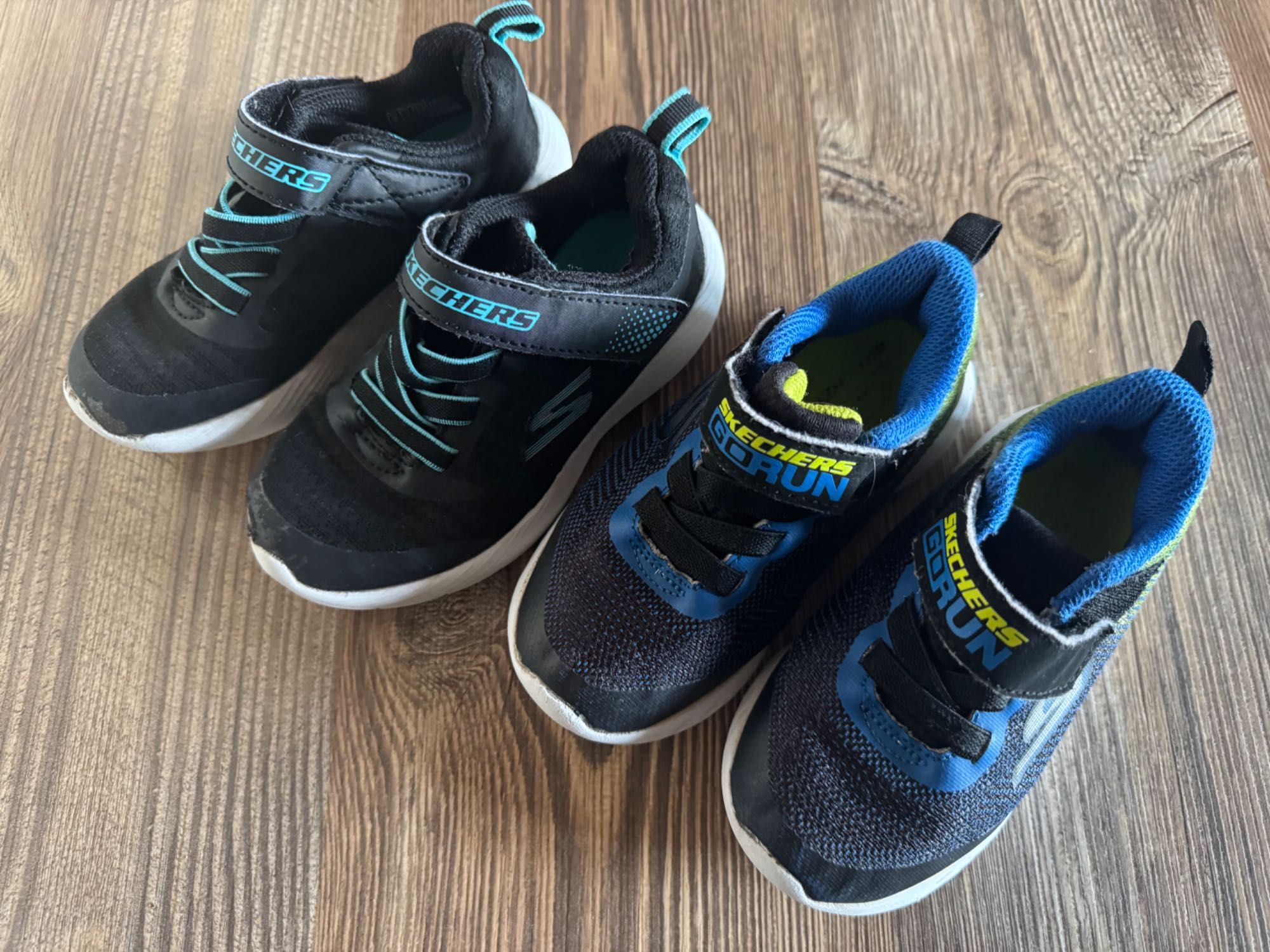 Кроссовки SKECHERS для мальчика  24 размер