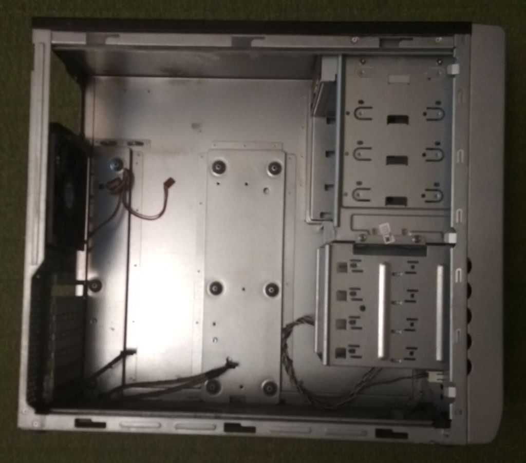 Корпус ATX для ПК с кулером 120мм 0,25А 3pin