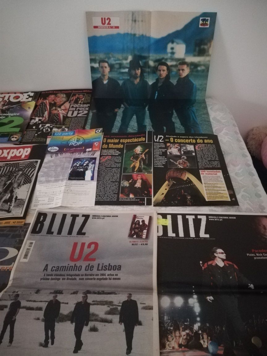 U2 - VHS, livro, revistas e jornais para fãs