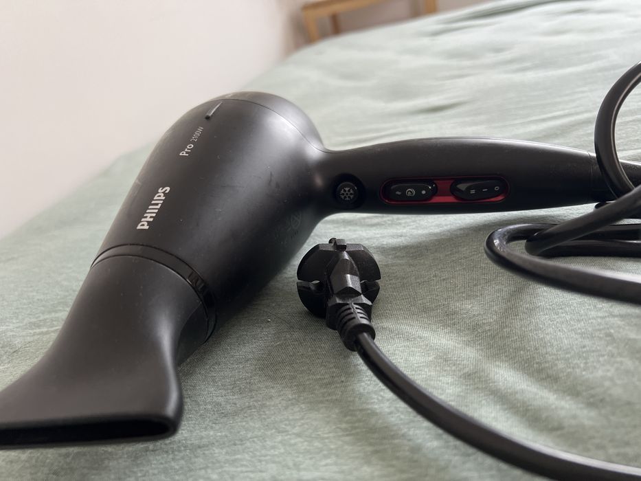 Secador Philips Pro 2100W Ionic