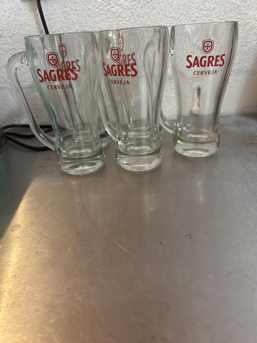 Conjunto de 5 canecas de Cerveja sagres