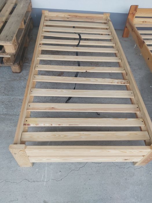 Sz-n dostawa gratis ŁÓŻKO sosnowe ŁÓŻKA drewniane + materac ( 50 zł  )