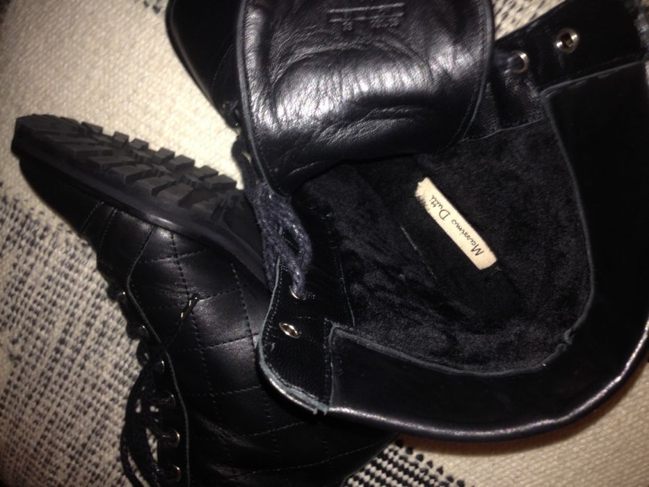 2 pares de botins Massimo Dutti