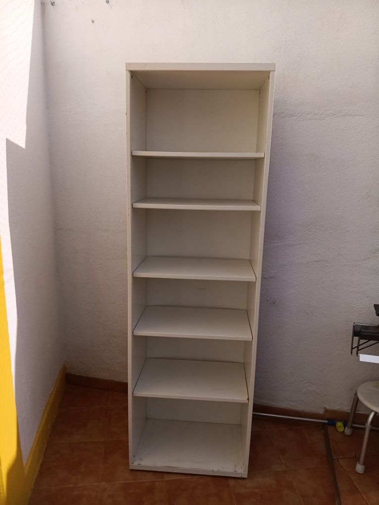 Móvel Alto Besta Ikea