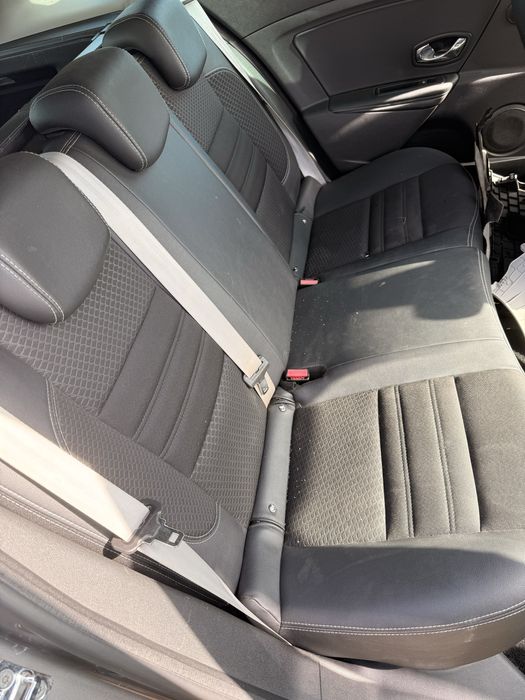 Renault Megane 3 1.6dci LIFTna czesci maska drzwi zderzak klapa silnik