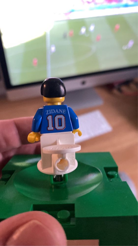 Zinedine Zinedan LEGO adidas football mundial kolekcjonerska figurka