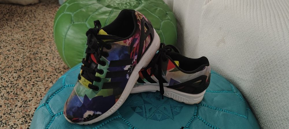 Tênis bicolores Adidas