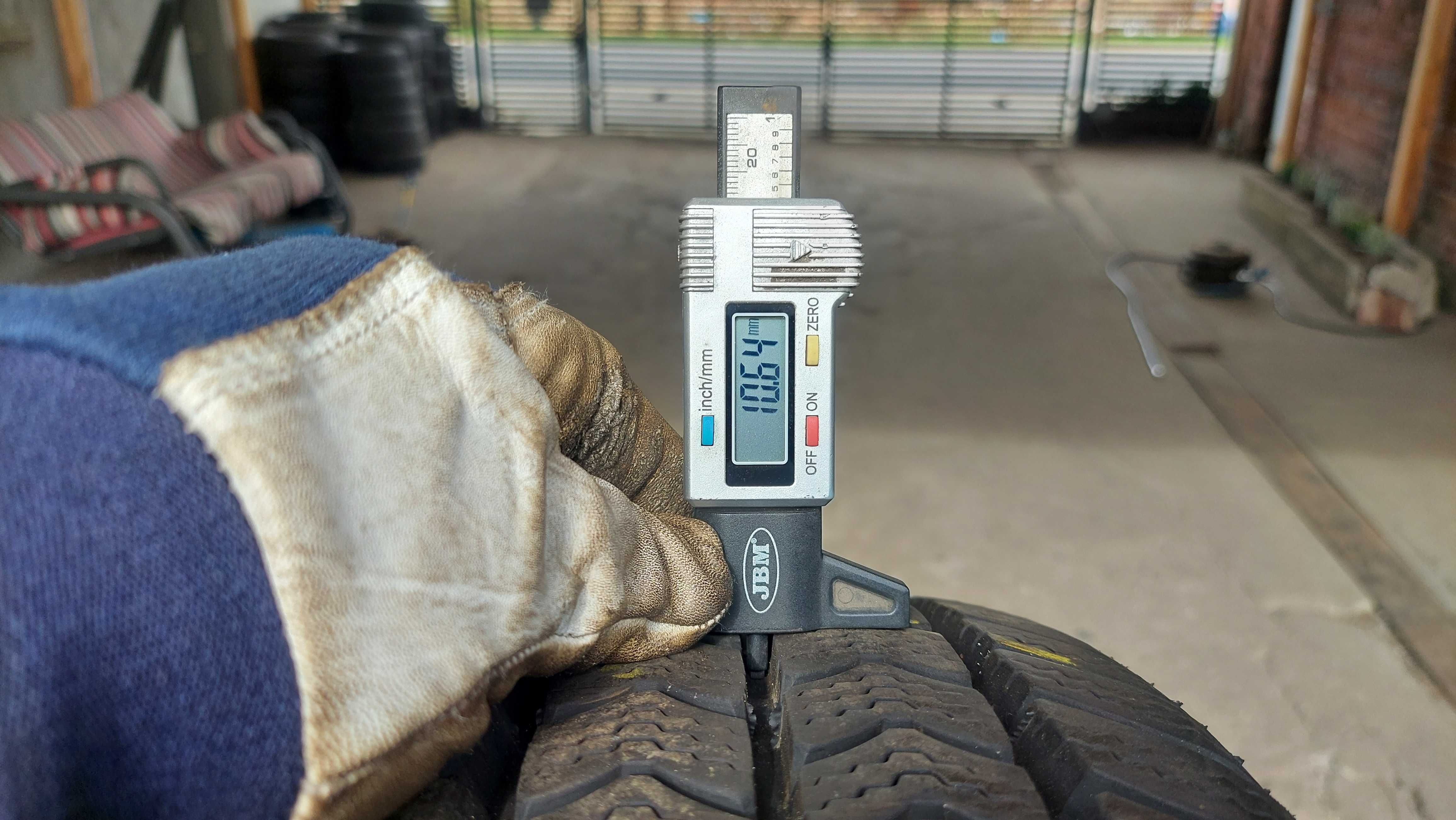 Opony zimowe 4x 195/70r15C Semperit Van-Grip 2 DEMO 10mm MONTAŻ