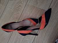 Sapatos Zara tricolores