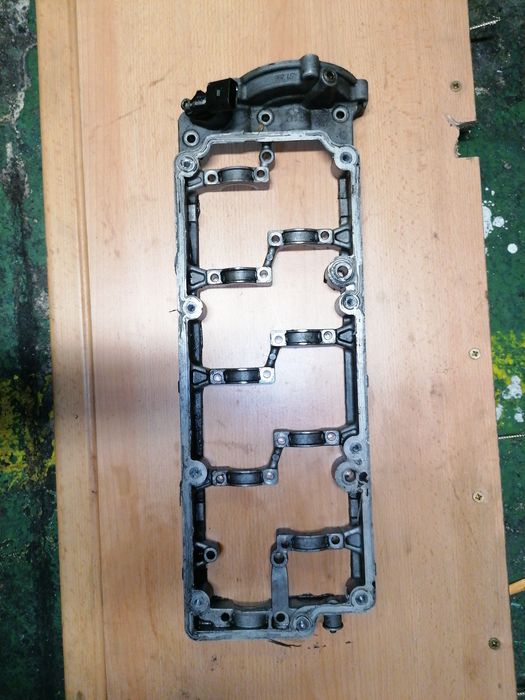 Górna część głowicy 4.0 TDI 057286