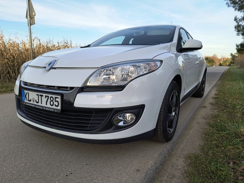 Megane LIFT 1.6  2013 Rok, klimatyzacja, alufelgi.