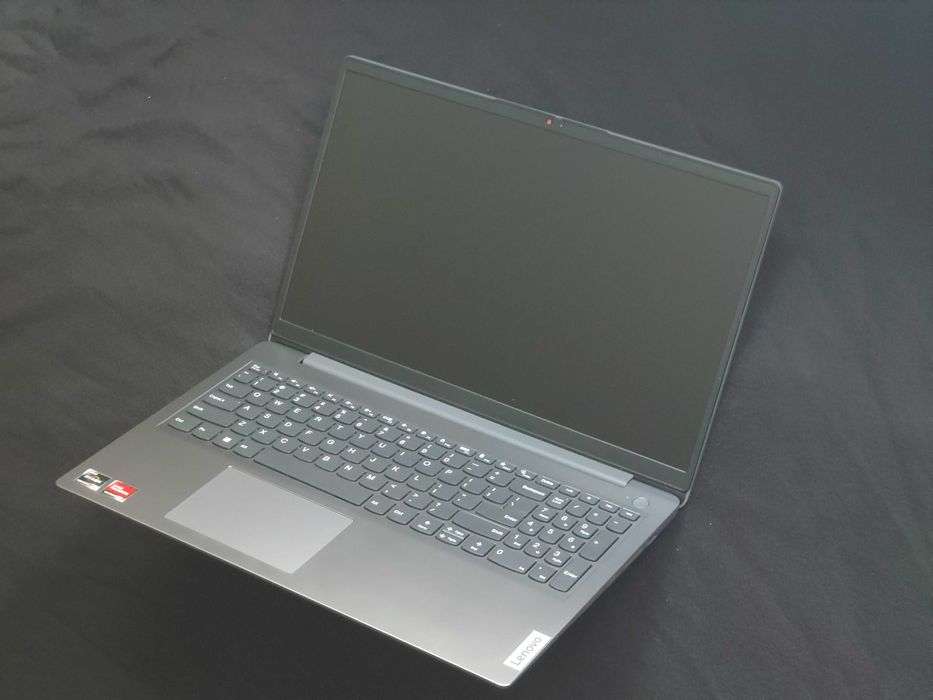 Laptop Lenovo Ideapad 15ABA7 Ryzen 5 5625U 16GB RAM 500GB NVME