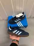 Adidas_Buty_Handball_Spezial_'Navy Gum" unisex_Obuwie sportowe R.39