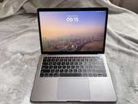 Mac book air 13 2019 р 256 gb