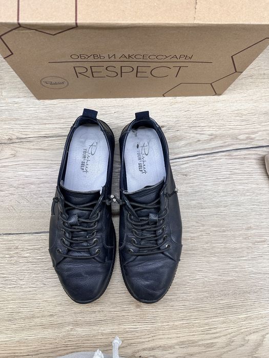Чоловіче взуття фірми Respect 42 розміру