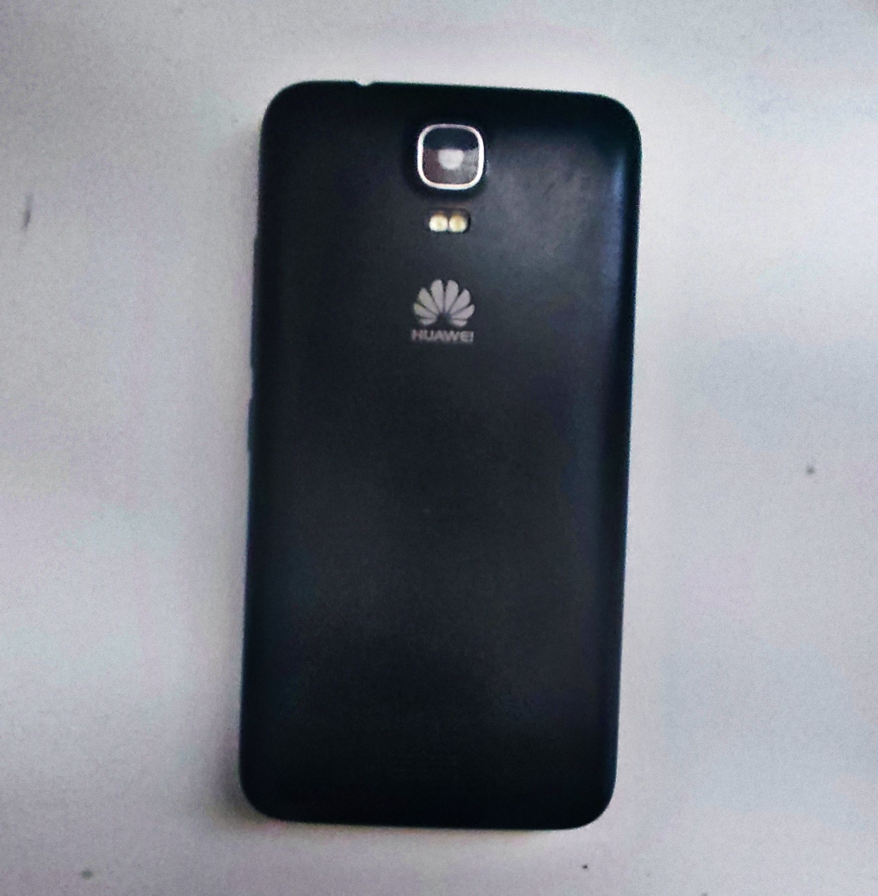 Telefon HUAWEI Y360-U61