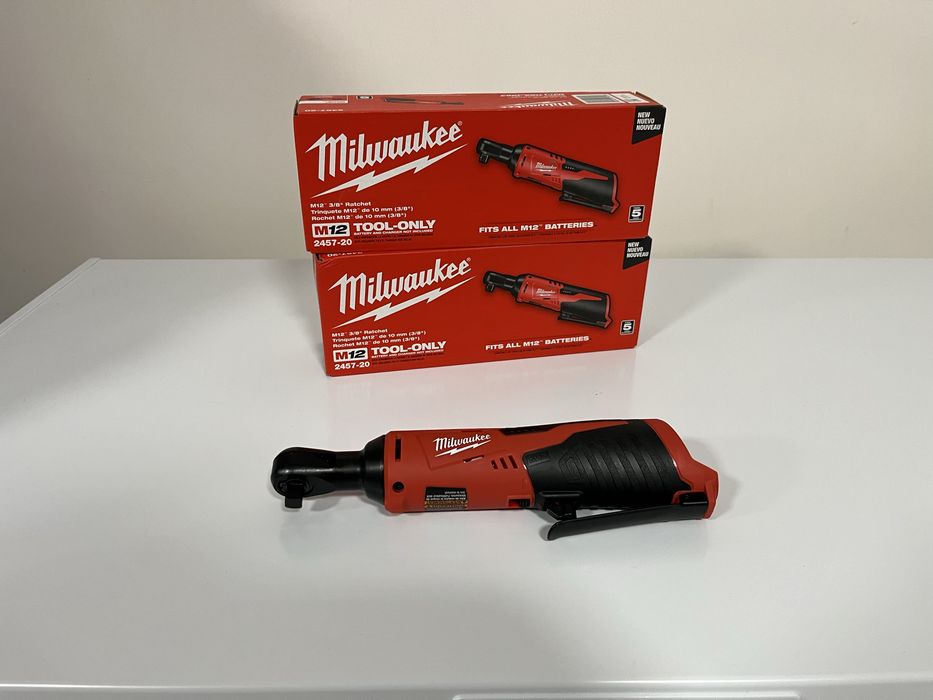 Кутовий акумуляторний гайковерт 3/8 Milwaukee M12 IR-0 (2457-20)