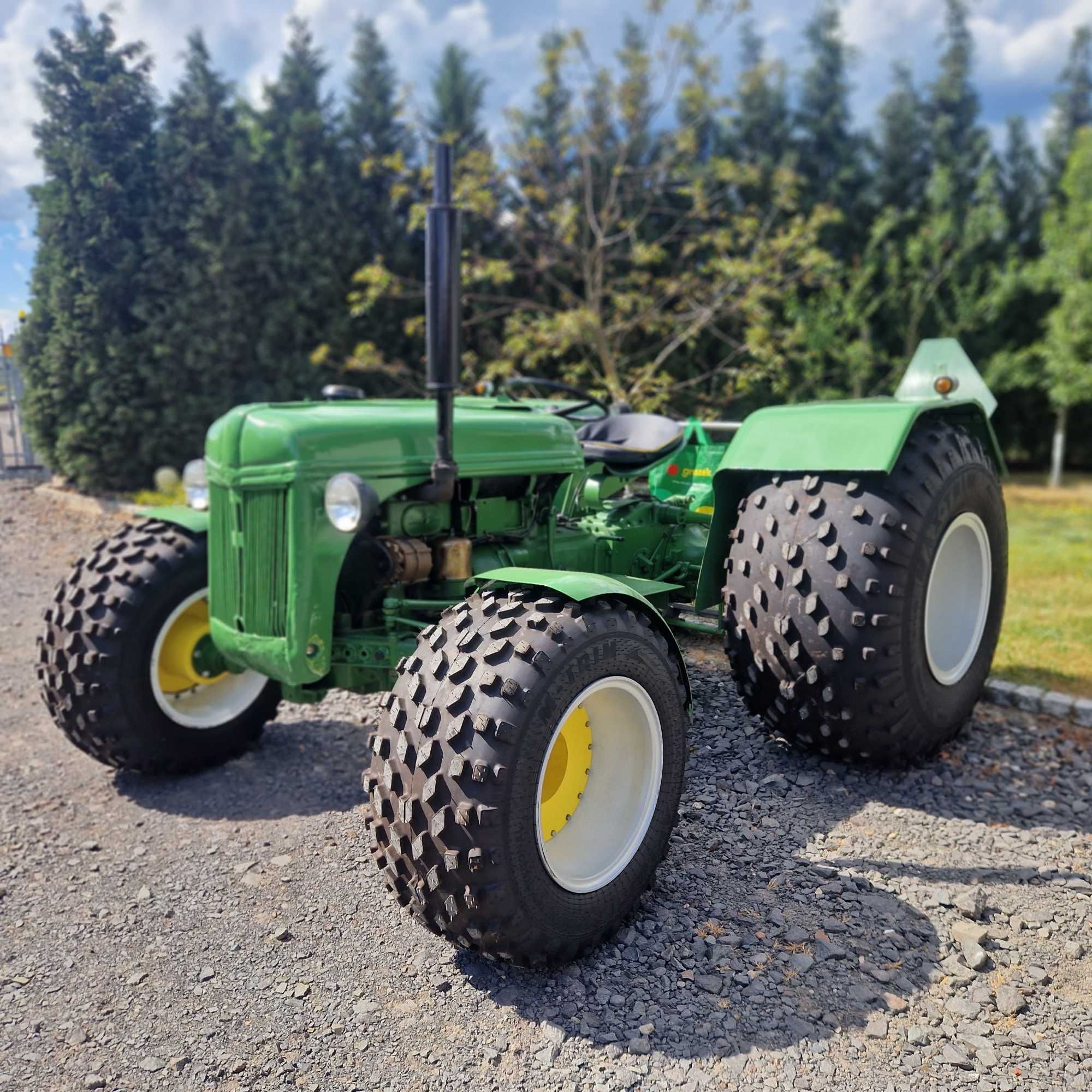 Traktor john deere sam lub zamienię ursus c 330