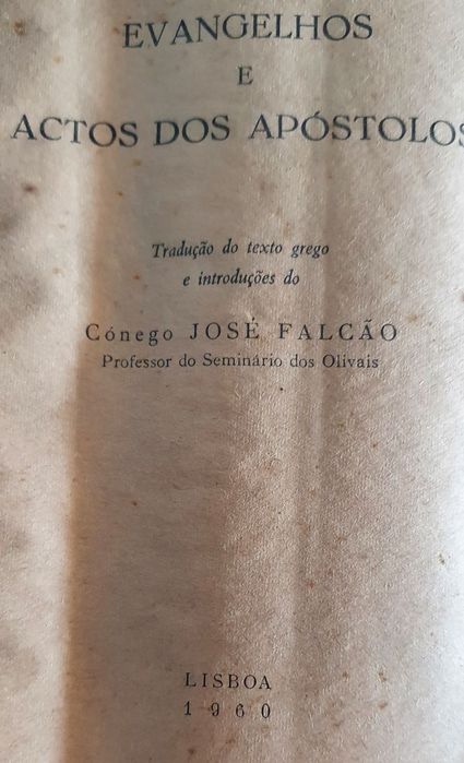 Artigos e livros religiosos