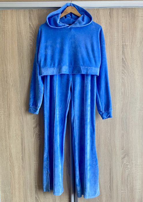 PrettyLittleThing S(М) велюровий костюм шикарний