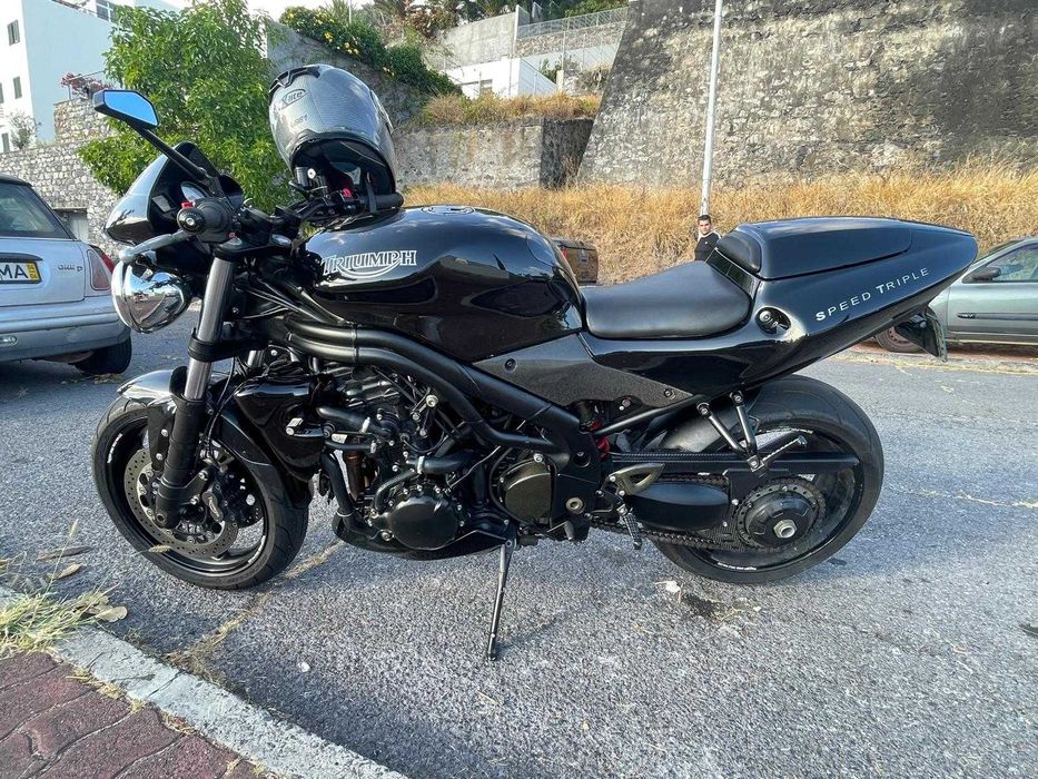 Triumph Speed Triple 955i - 18.000km - muitos extras