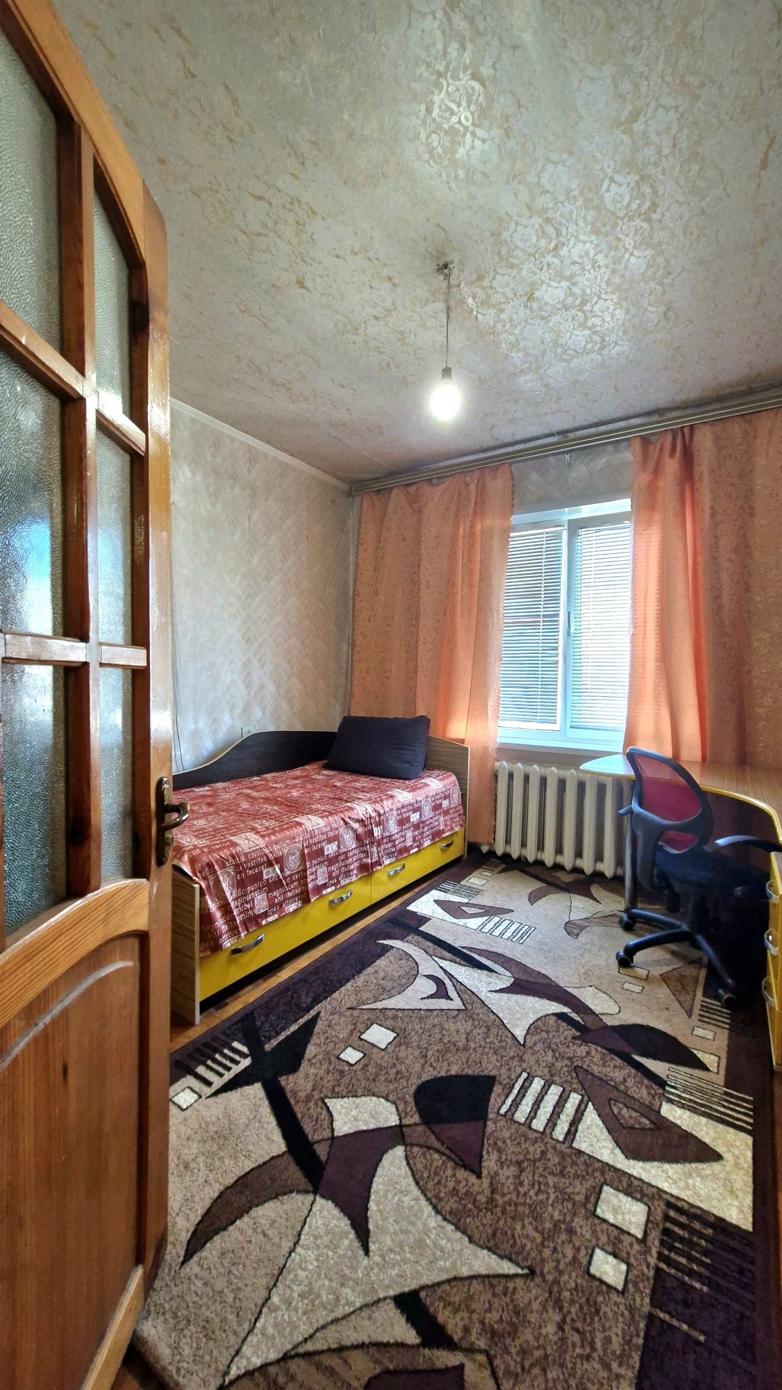 Продам 3-комн "чешку" на Бородинском, р-н "Континента"