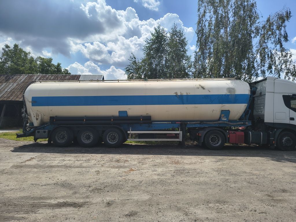 Spitzer feldbinder silos  z dozorem