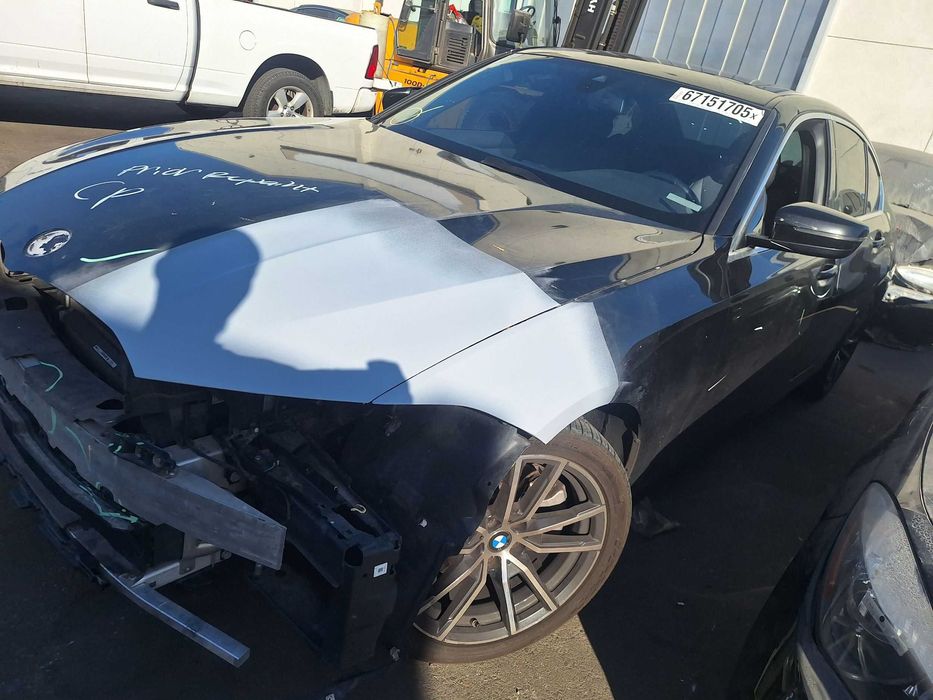В дорозі BMW G20 330i 2019