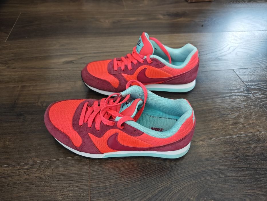 Nike 38,5 MD Runner 2 sneakersy