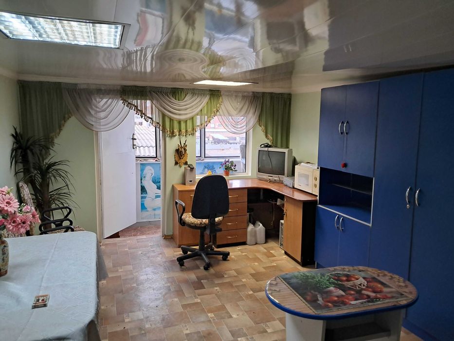 здам 2 х двохповерховий гараж під офіс, зберігання товару