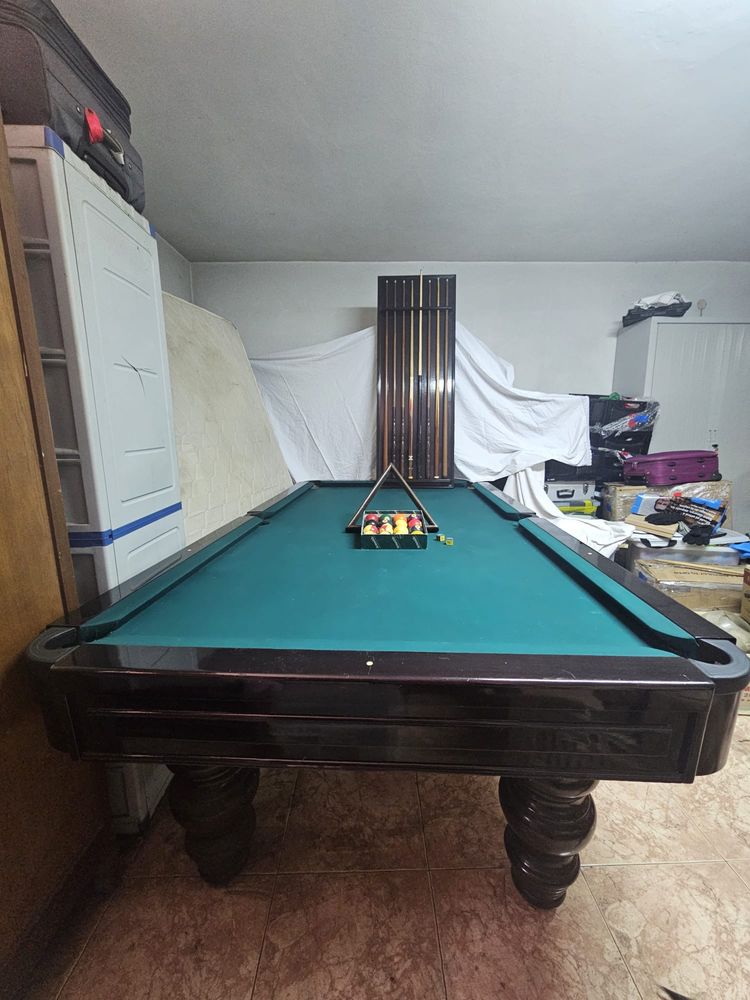 Mesa de Bilhar em muito bom estado