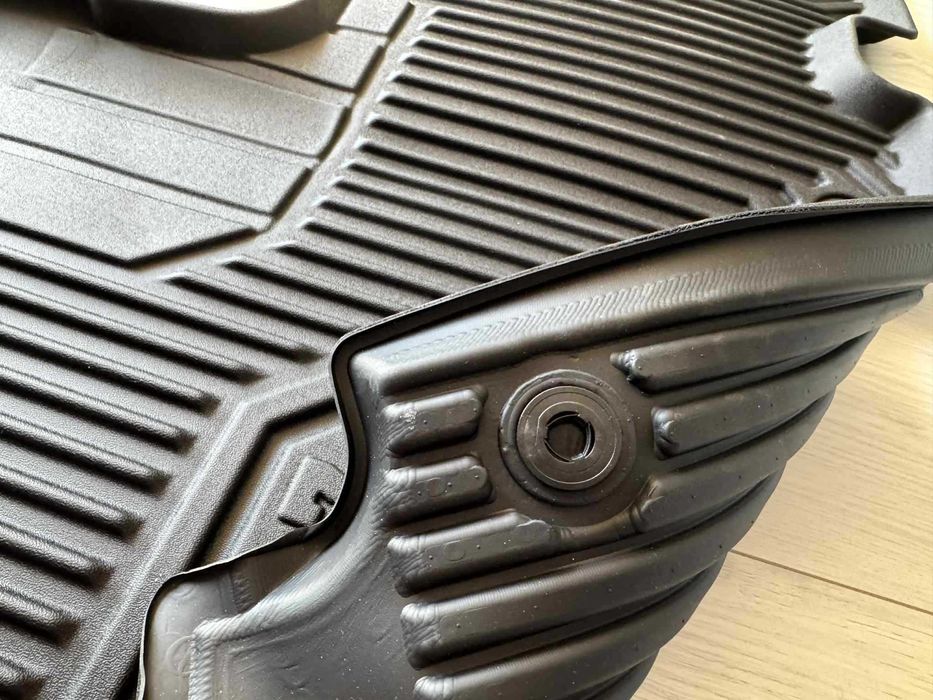 Dywaniki Gumowe 3D Korytka Opel Vivaro Renault Trafic Nissan Primastar