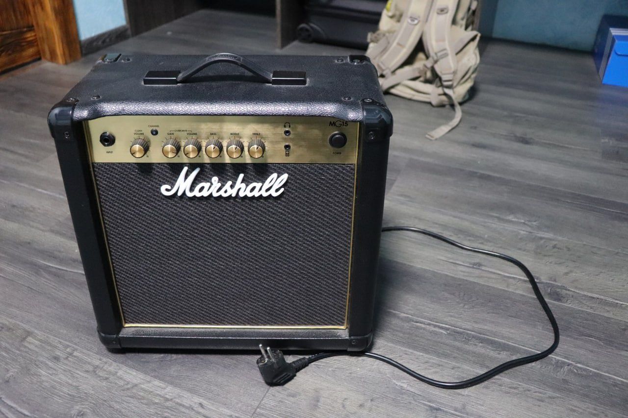 Гітарний комбопідсилювач MARSHALL MG15GR