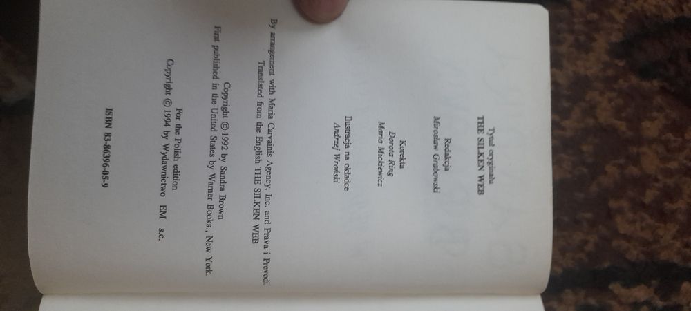 W jedwabnej sieci - Sandra Brown