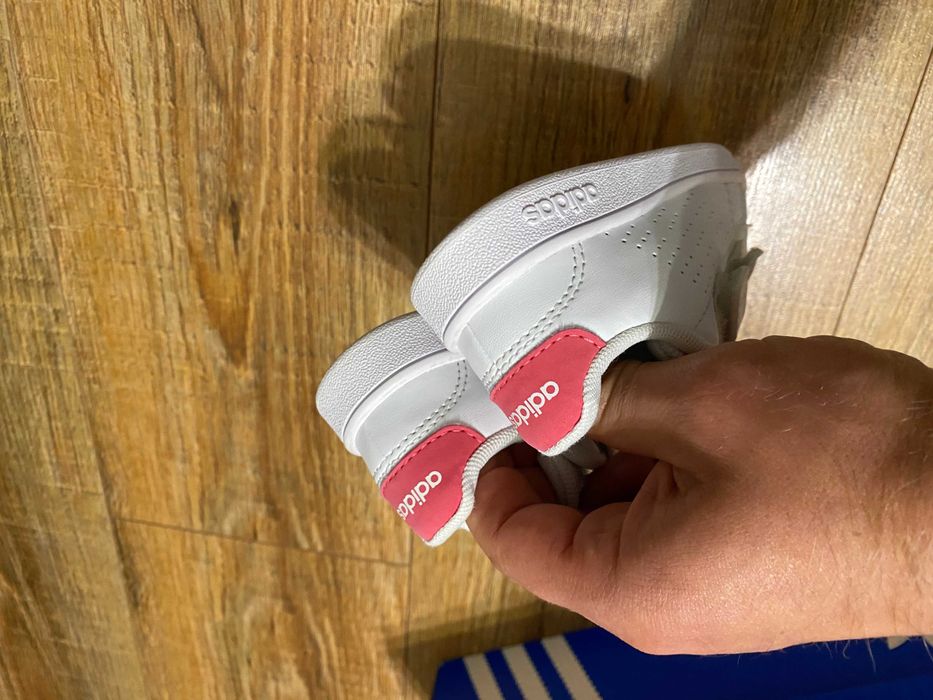 Adidas кроссовки кросівки детские на девочку Адидас оригинал р.21