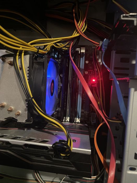 Комплект, процессор,материнка,озу.