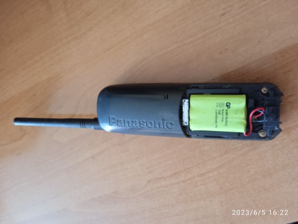 Радіотелефон (Бездротовий телефон) Panasonic KX-TC1225RUB